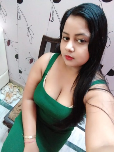 Call Girls In Radisson Blu Hotel, Greater Noida